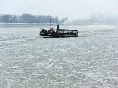 Steamboat winter elbe ice floes photo