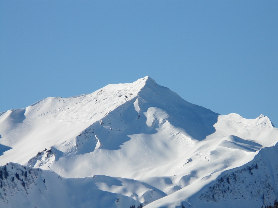 Mountain snow dome snow mountain photo