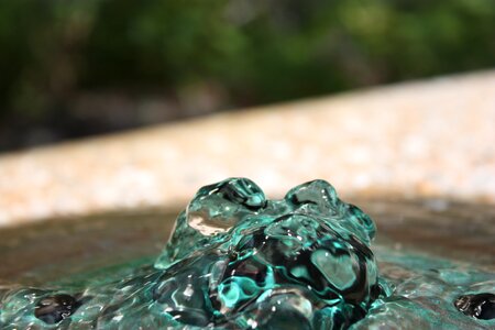 Liquid waves