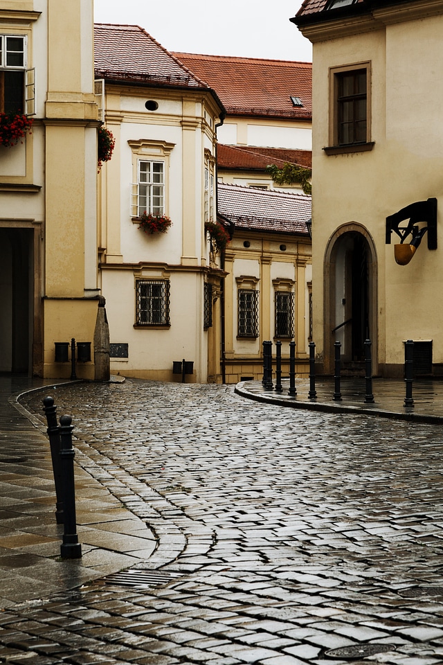 City europe grunge