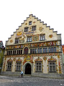 Building exterior ornamental