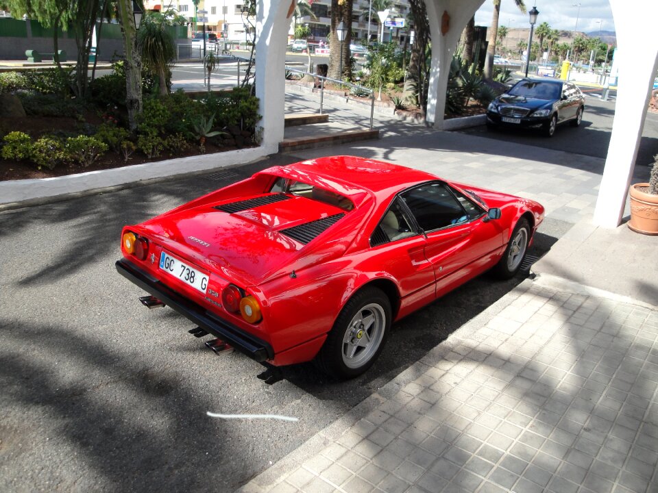 Empire auto valuable