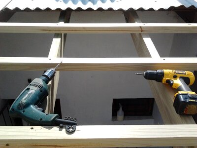 Tools ceiling work