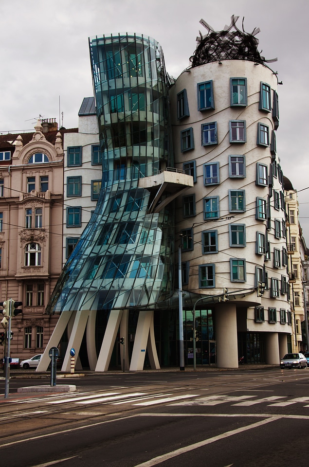 Construction czech dancing