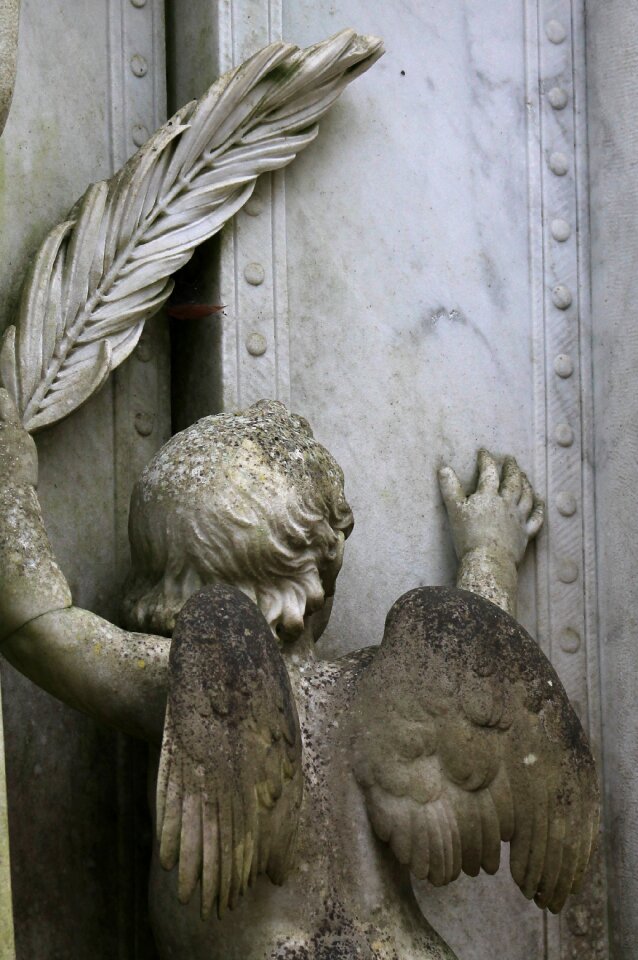 Figure cherub door