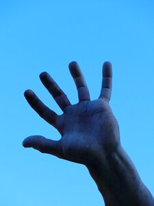 Statue access gesture