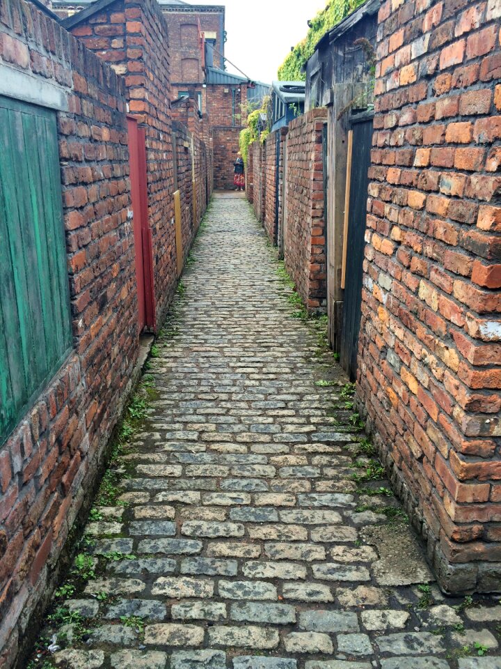 Alleyway urban building photo