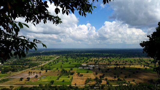 Phnom sampeau view mountain