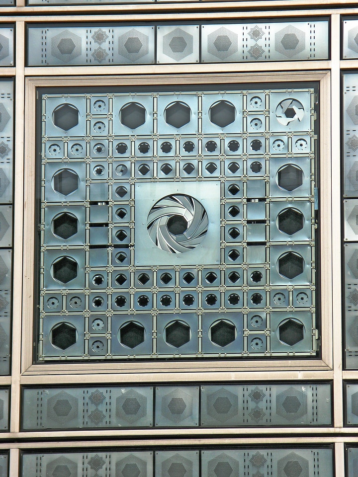 Building structure reflection