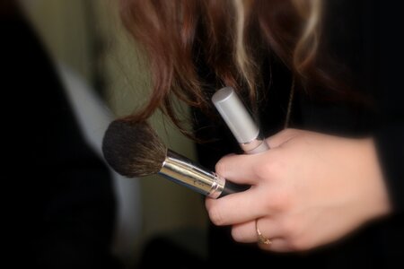 Make-up female