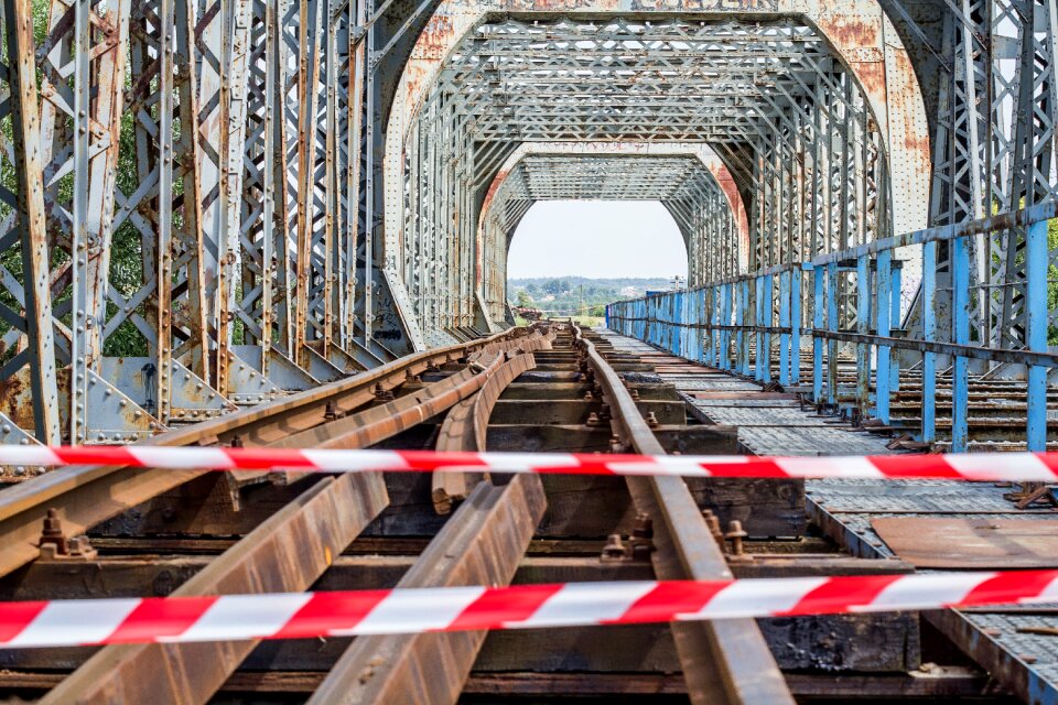 Railway bridge bridge repair repair of railway bridge