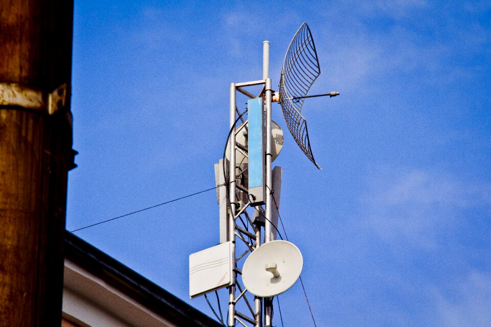 The antenna antenna transmitters
