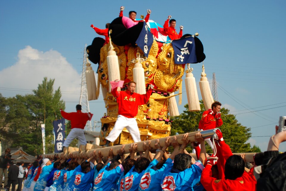 Man festival give kubota drum stand