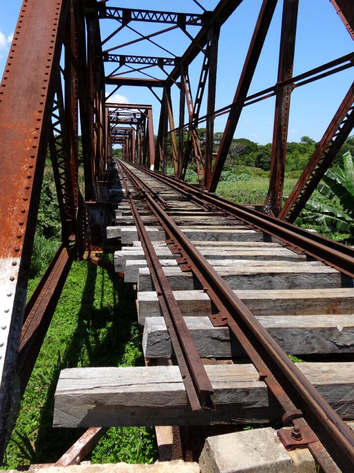 Bridge track railways