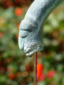 Gargoyle water flow
