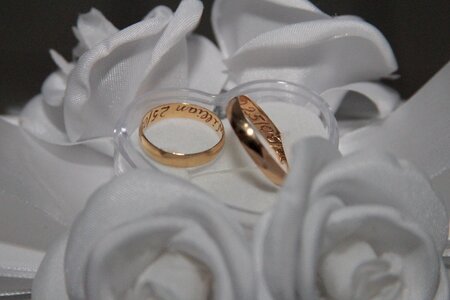 Gold marriage alliance