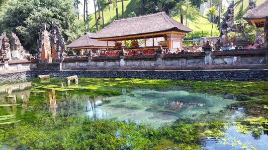 Tirta empul temple bali