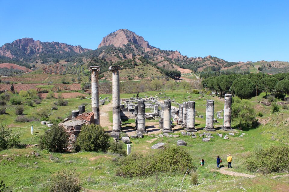 Columnar places of interest antiquity