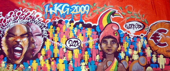 Street art graffiti fresco