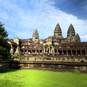 Angkor wat temple cambodia photo