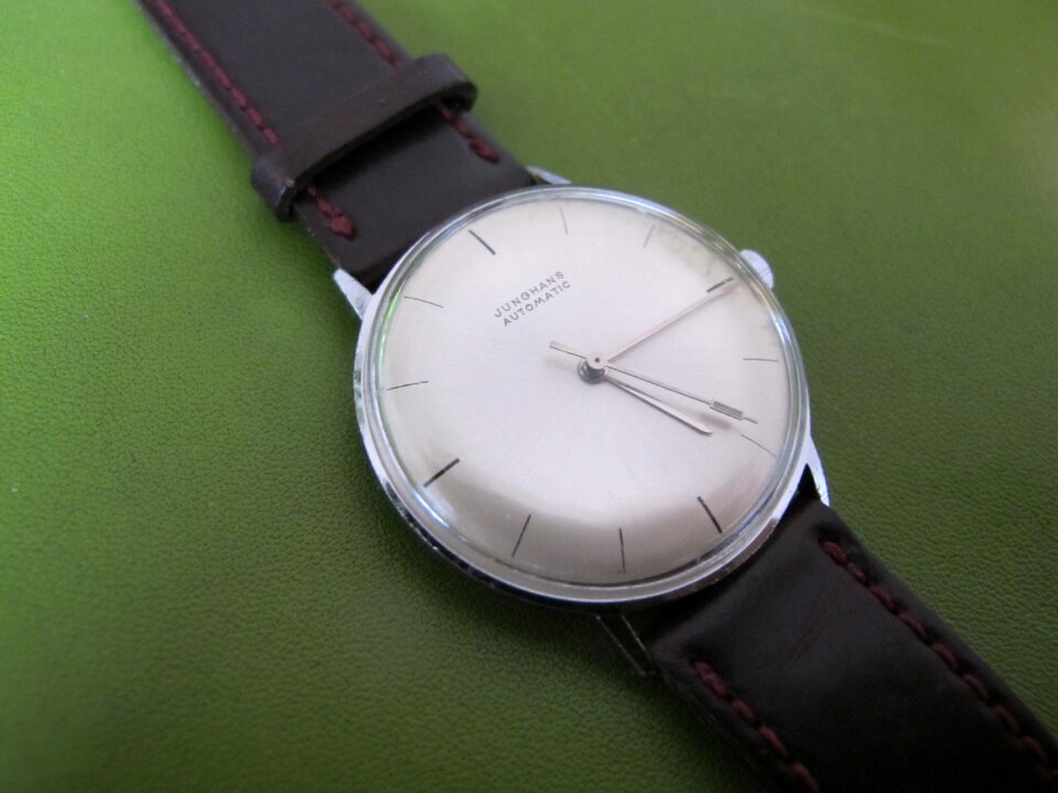 Clock junghans automatic