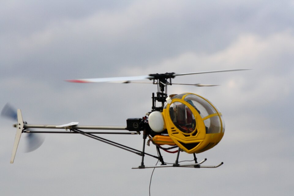 Helicopter modelling scale model making