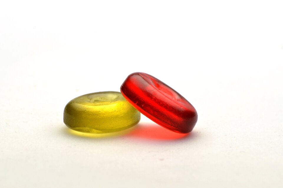 Red yellow contrast