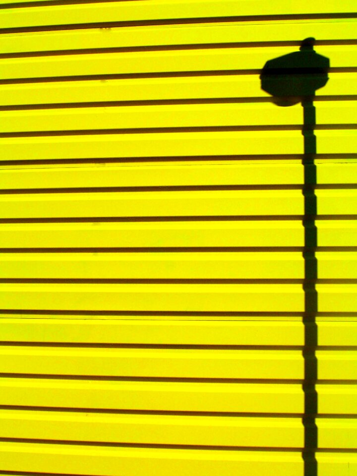 Shadow lamp contrast