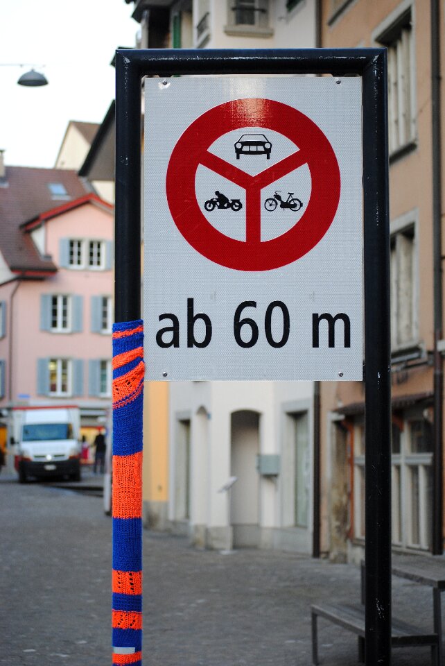 Wool traffic signal driving ban photo