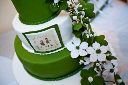 Wedding cake green
