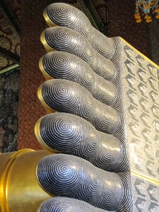 Sculpture symbol wat