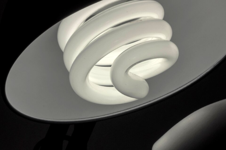 Continuous lighting kelvin black