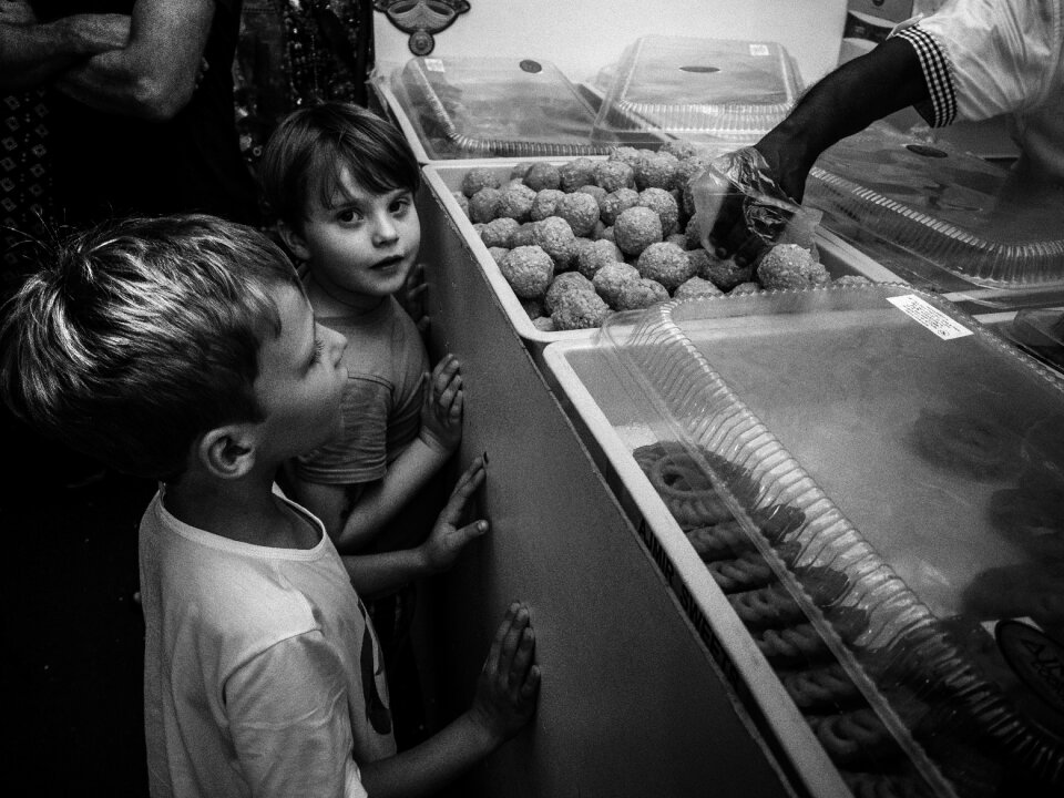 Food looking childhood