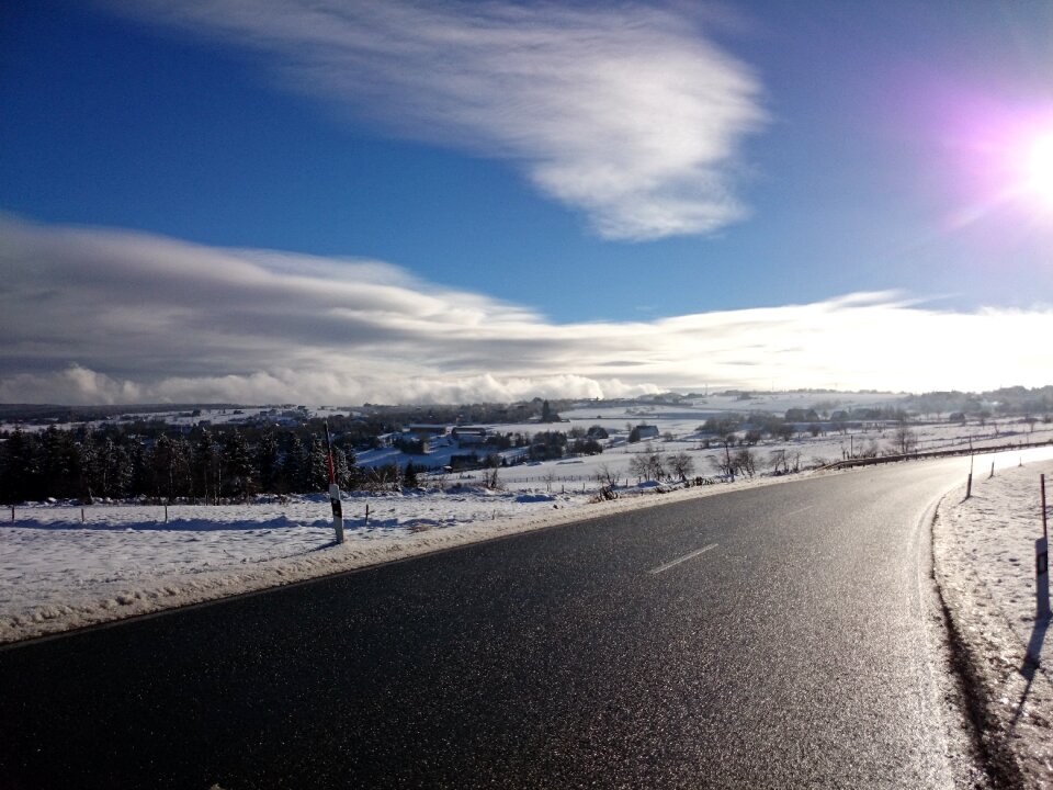 Sky wintry snowy
