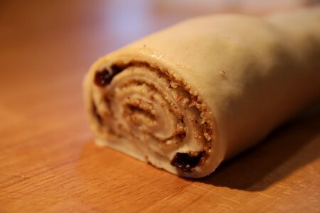 Raisins cake preparation photo