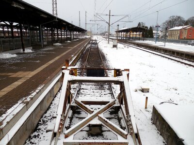 Platform railway railway rails photo
