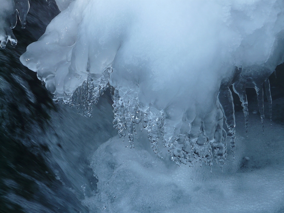 Watercourse winter cold