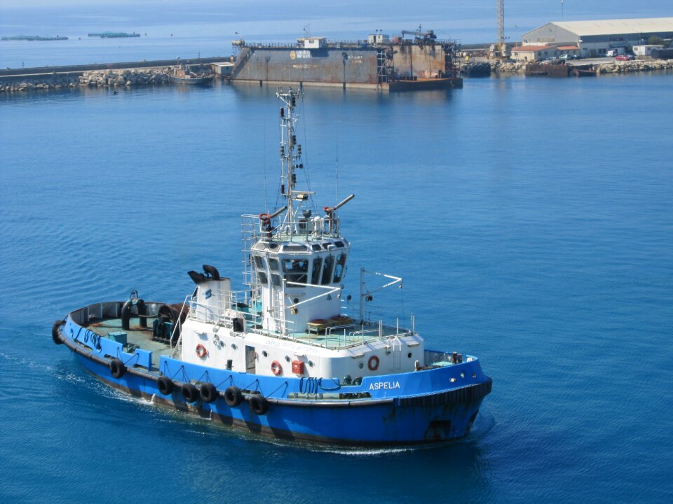 Boat sea water