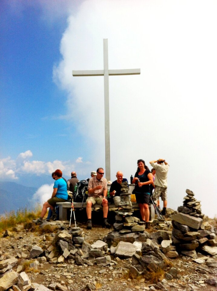Cross mountain hike