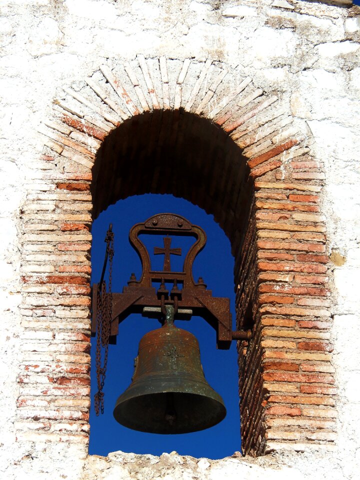 Old building light structure