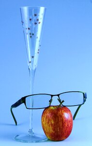 Glasses art object reading aid