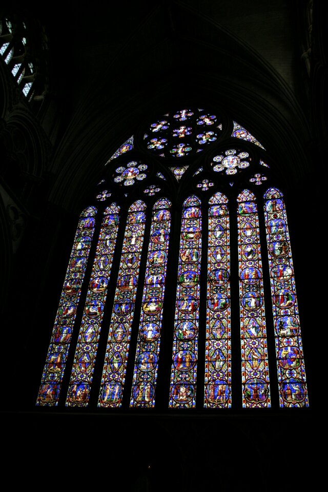 The art of church monument