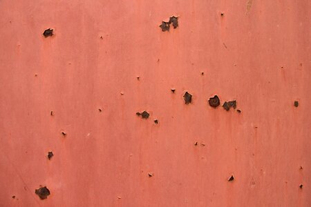 Door rust scrostato