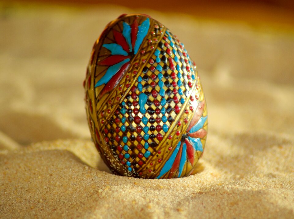 Romania painted egg sand
