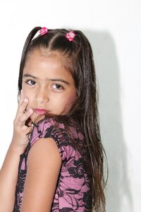 Girl linda natural