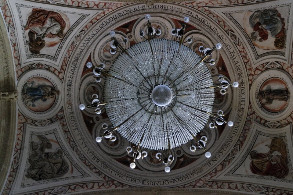 Baeza inside cathedral cathedral ceiling