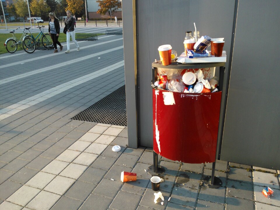 Trash the recycle bin bin