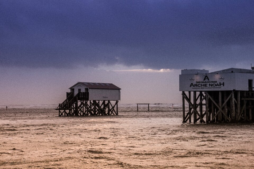 Sea st peter ording the pier