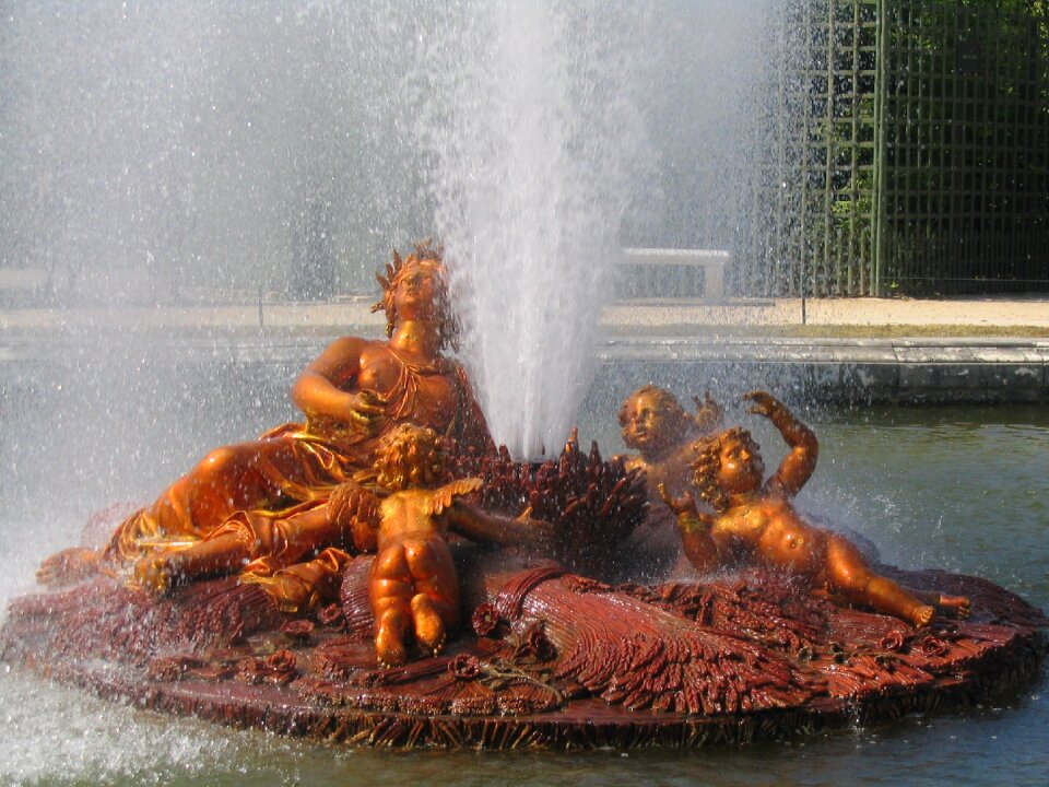Basin versailles angel
