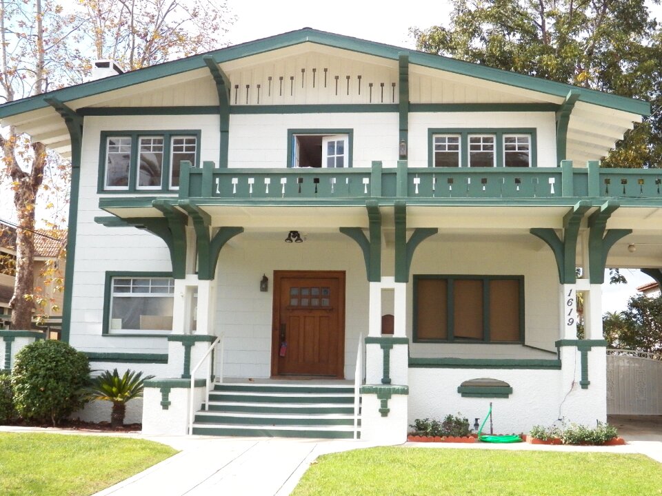 Cottage house